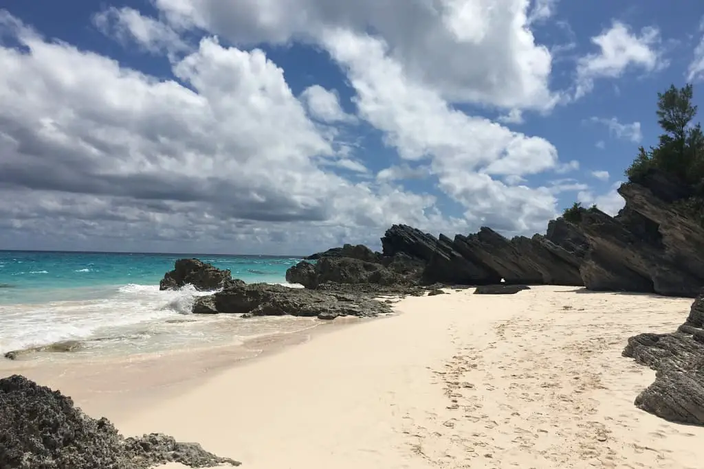 Spending A Day At Horseshoe Bay Beach Bermuda Should Be Cruising